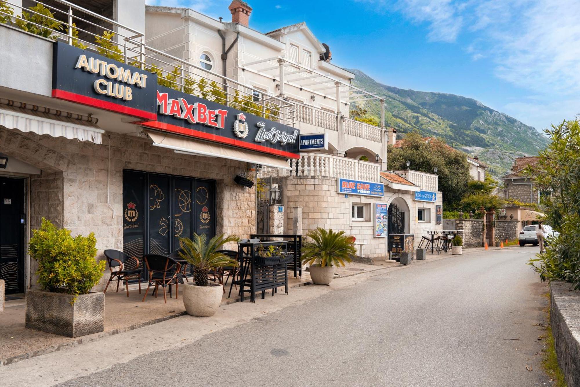 Apartment Busola Kotor Extérieur photo